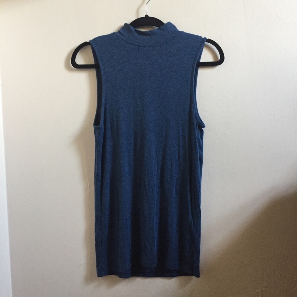 Vintage Gap Mock Neck Top